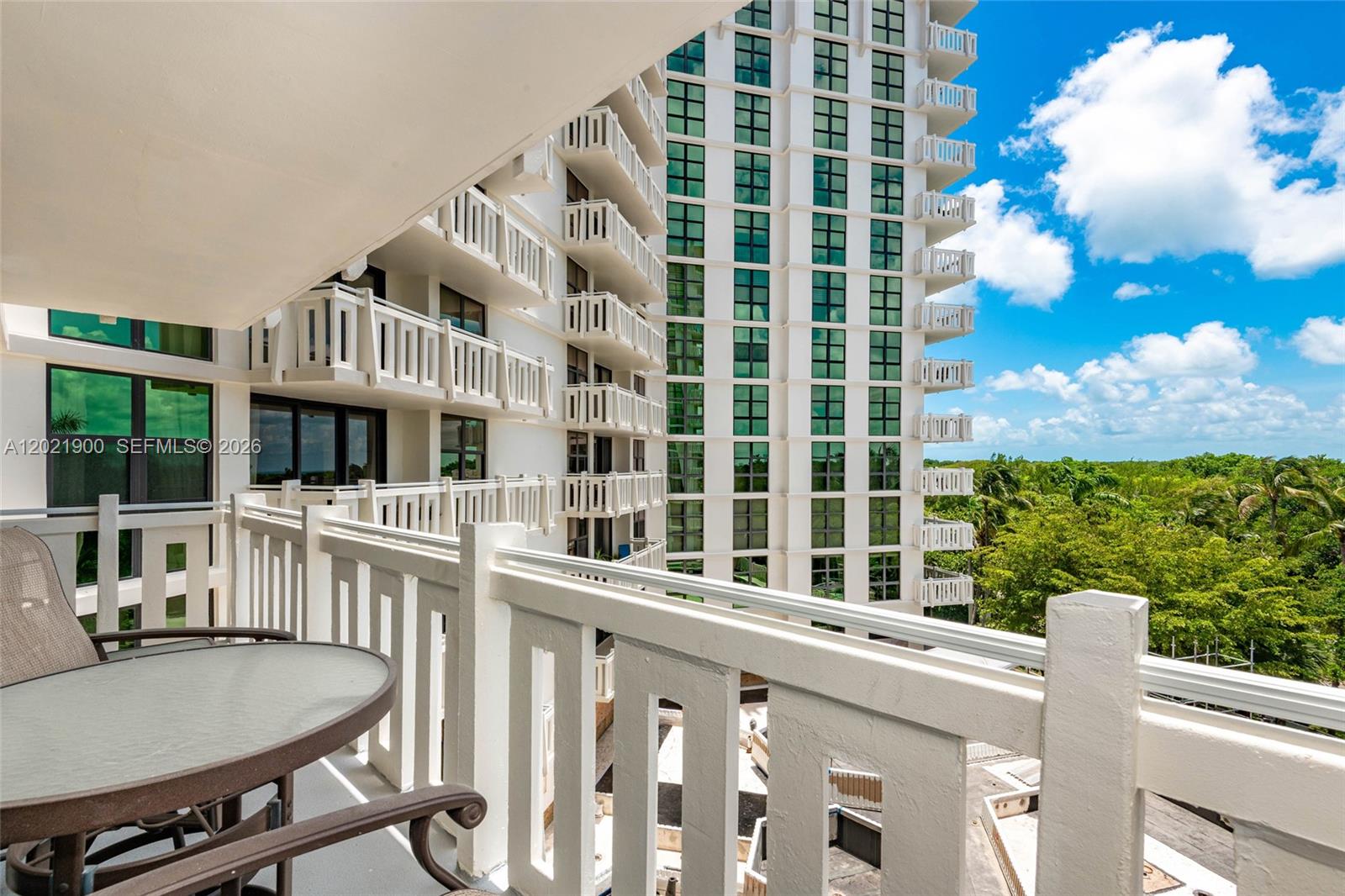 1121 Crandon Blvd #E405, Key Biscayne FL 33149