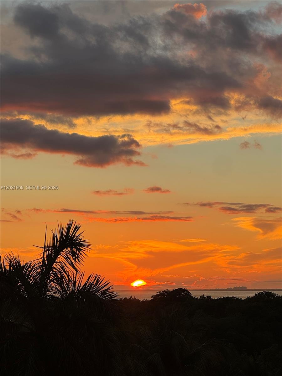 1121 Crandon Blvd #E405, Key Biscayne FL 33149