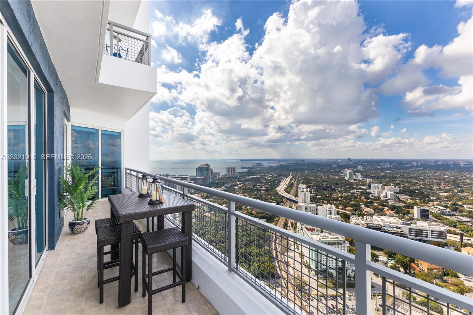 60 SW 13th St #4613, Miami FL 33130