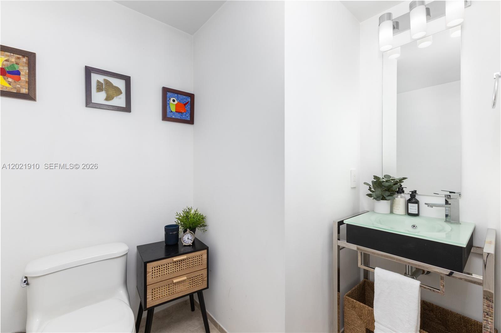 60 SW 13th St #4613, Miami FL 33130