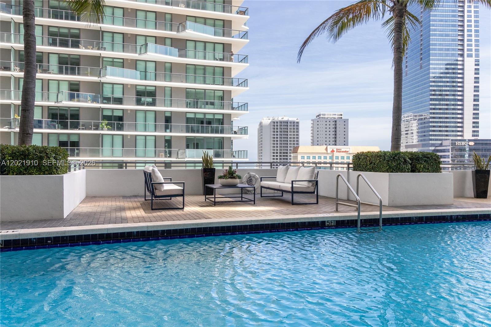 60 SW 13th St #4613, Miami FL 33130