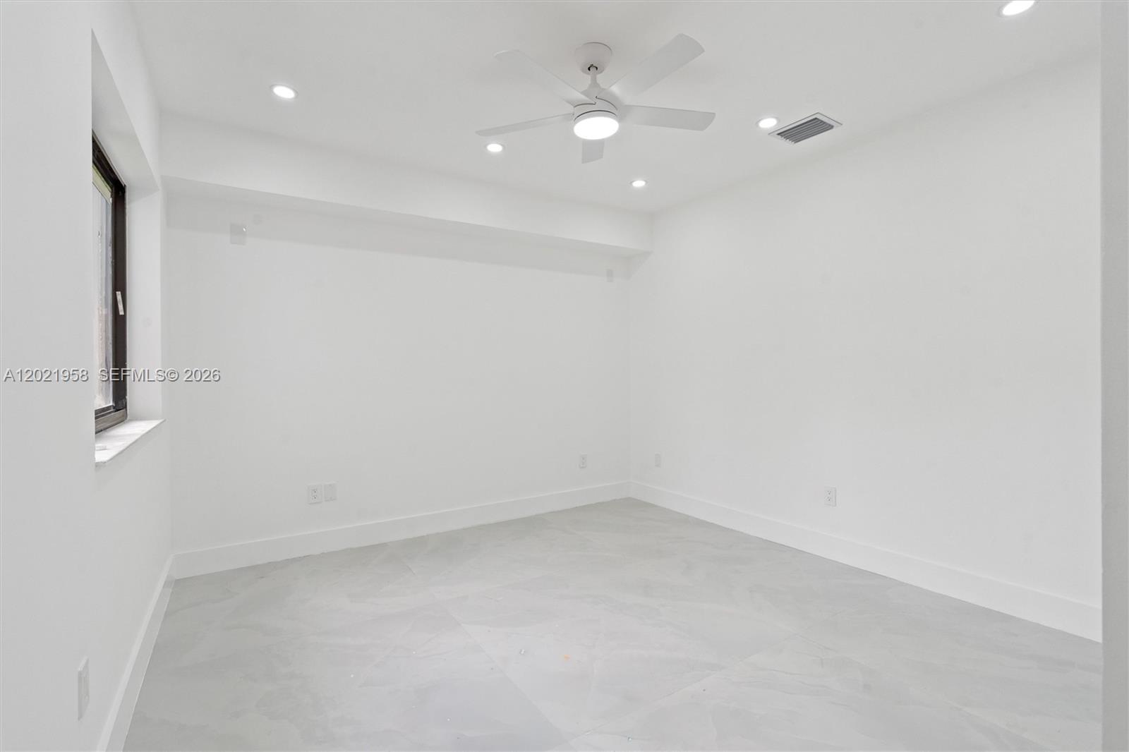 7011 Hialeah Ln, Parkland FL 33067