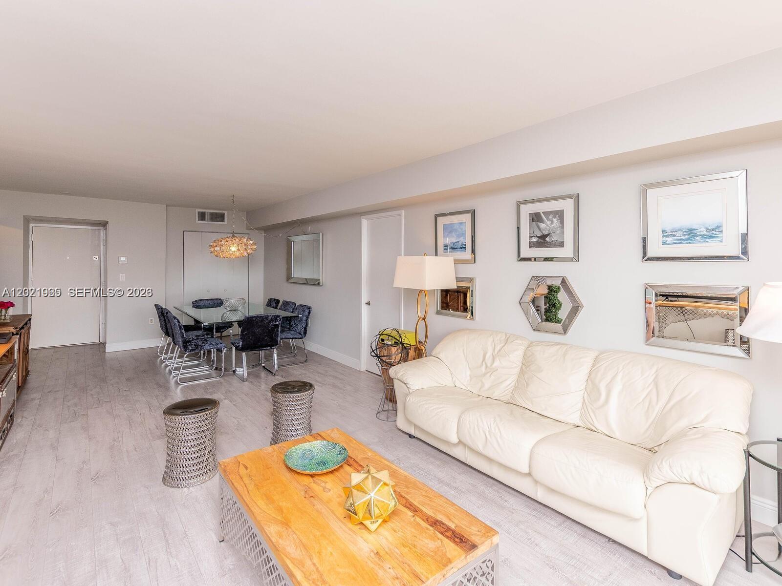 3701 N Country Club Dr #1002, Aventura FL 33180