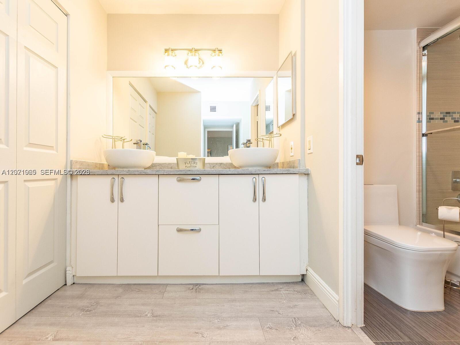 3701 N Country Club Dr #1002, Aventura FL 33180