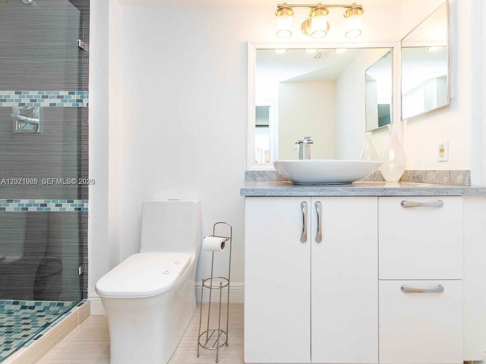 3701 N Country Club Dr #1002, Aventura FL 33180