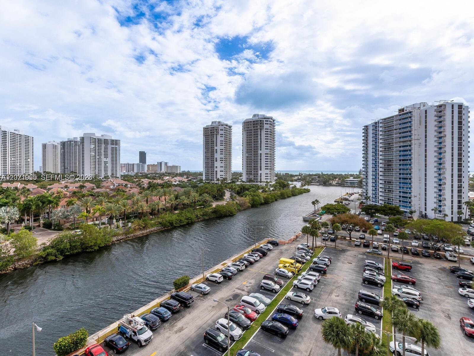 3701 N Country Club Dr #1002, Aventura FL 33180