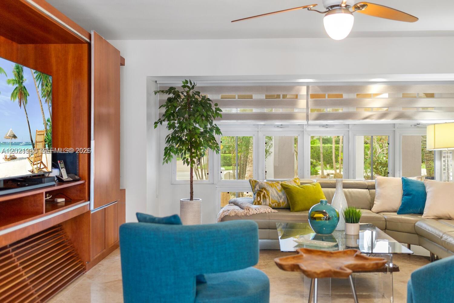 4101 Bayview Dr, Fort Lauderdale FL 33308