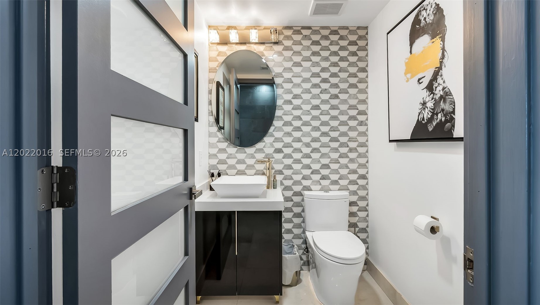 5875 Collins Ave #1807, Miami Beach FL 33140