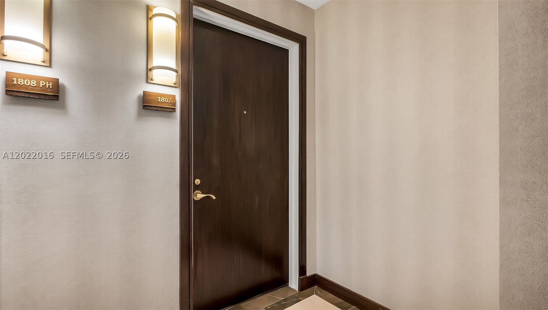 5875 Collins Ave #1807, Miami Beach FL 33140