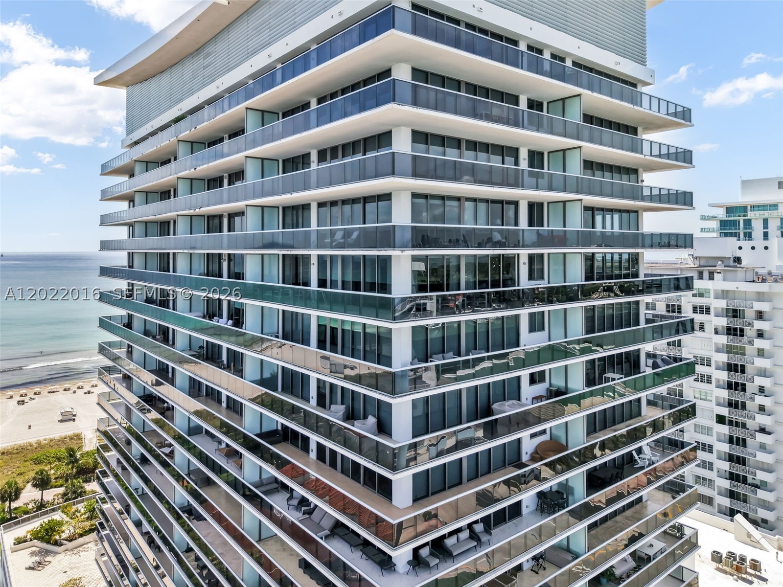 5875 Collins Ave #1807, Miami Beach FL 33140