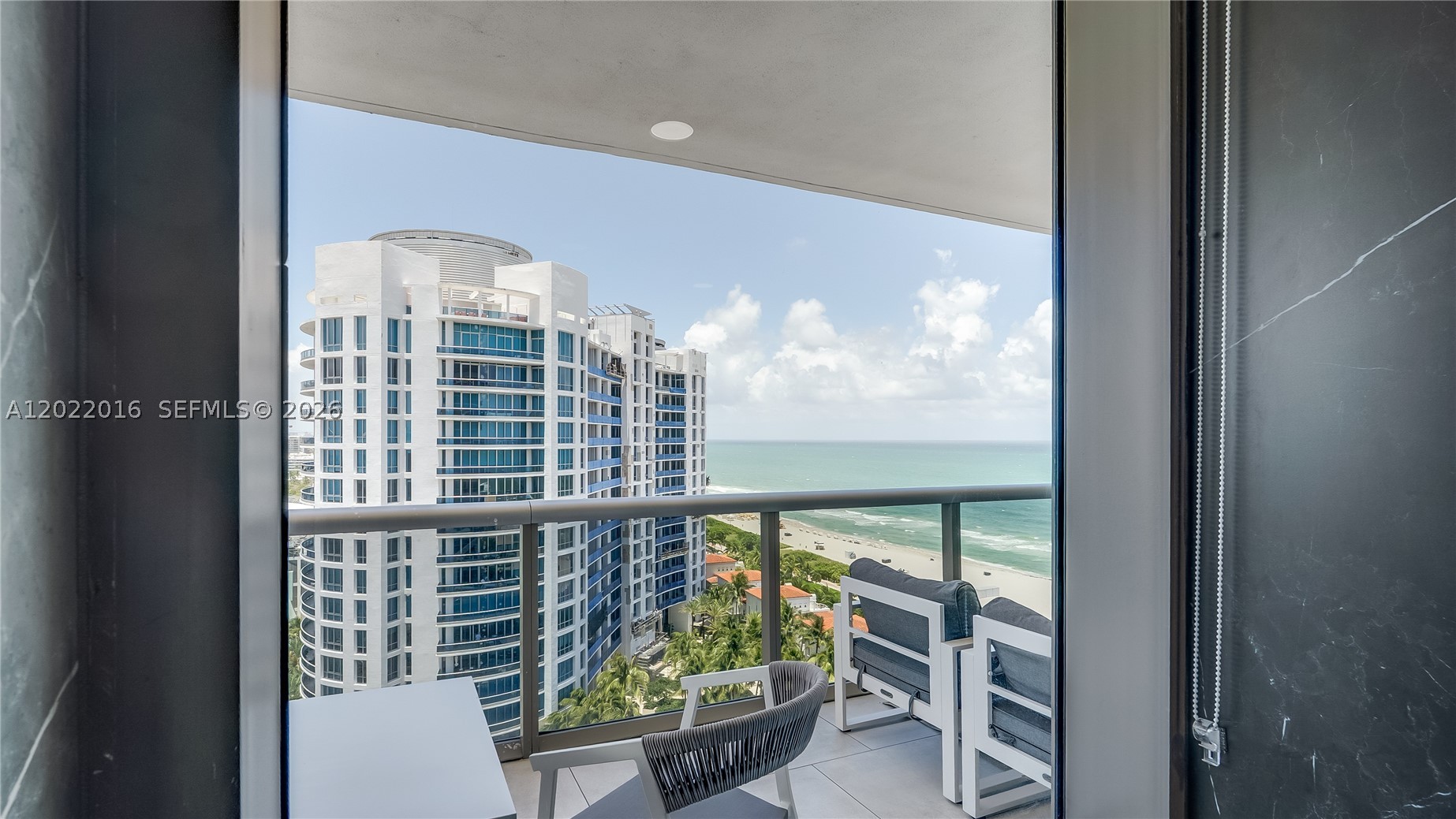 5875 Collins Ave #1807, Miami Beach FL 33140