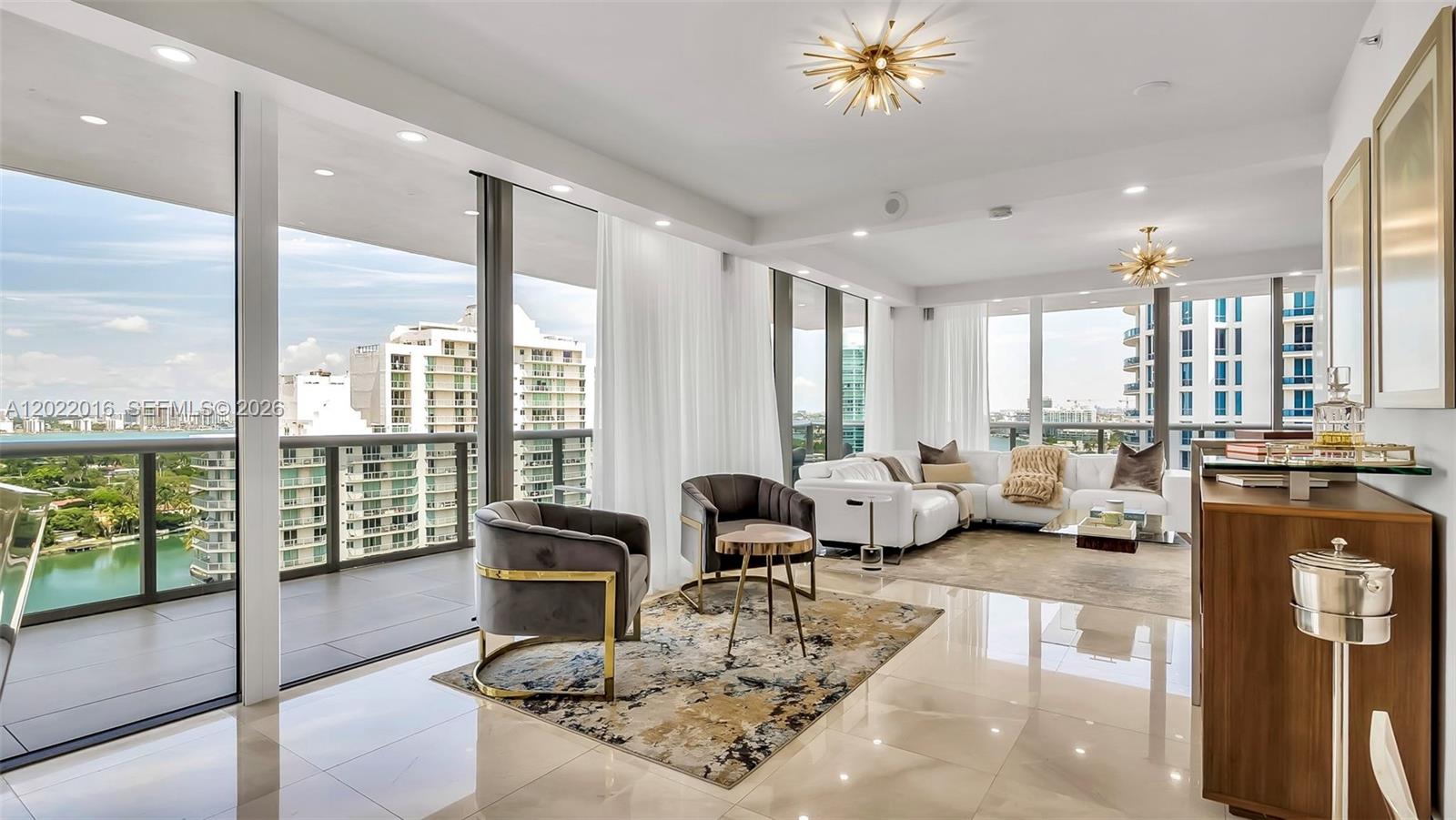 5875 Collins Ave #1807, Miami Beach FL 33140
