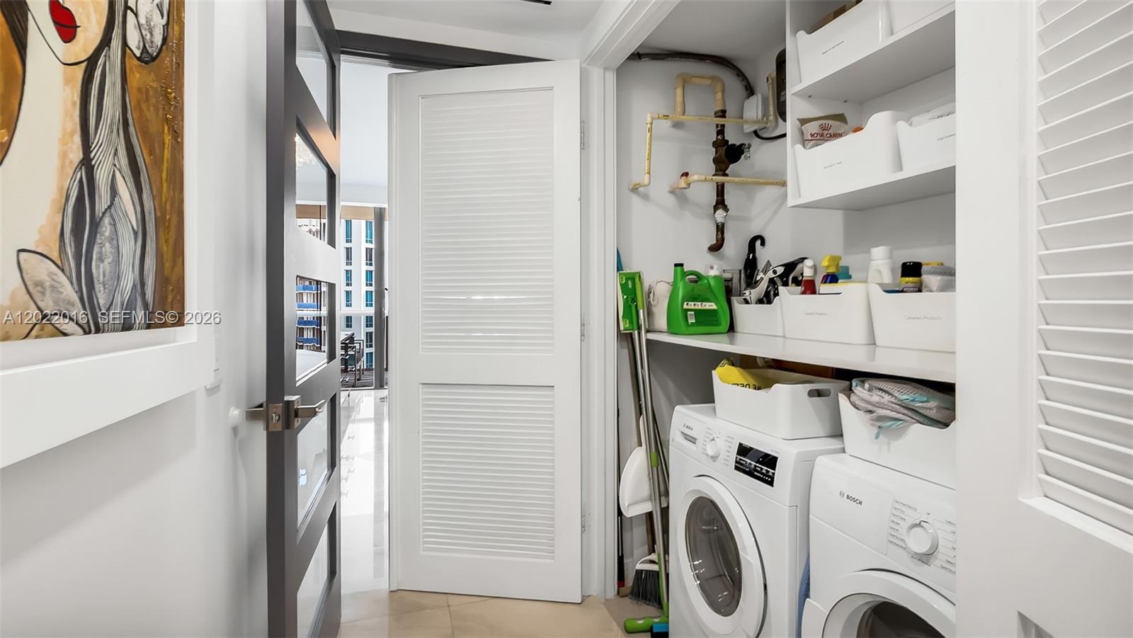 5875 Collins Ave #1807, Miami Beach FL 33140