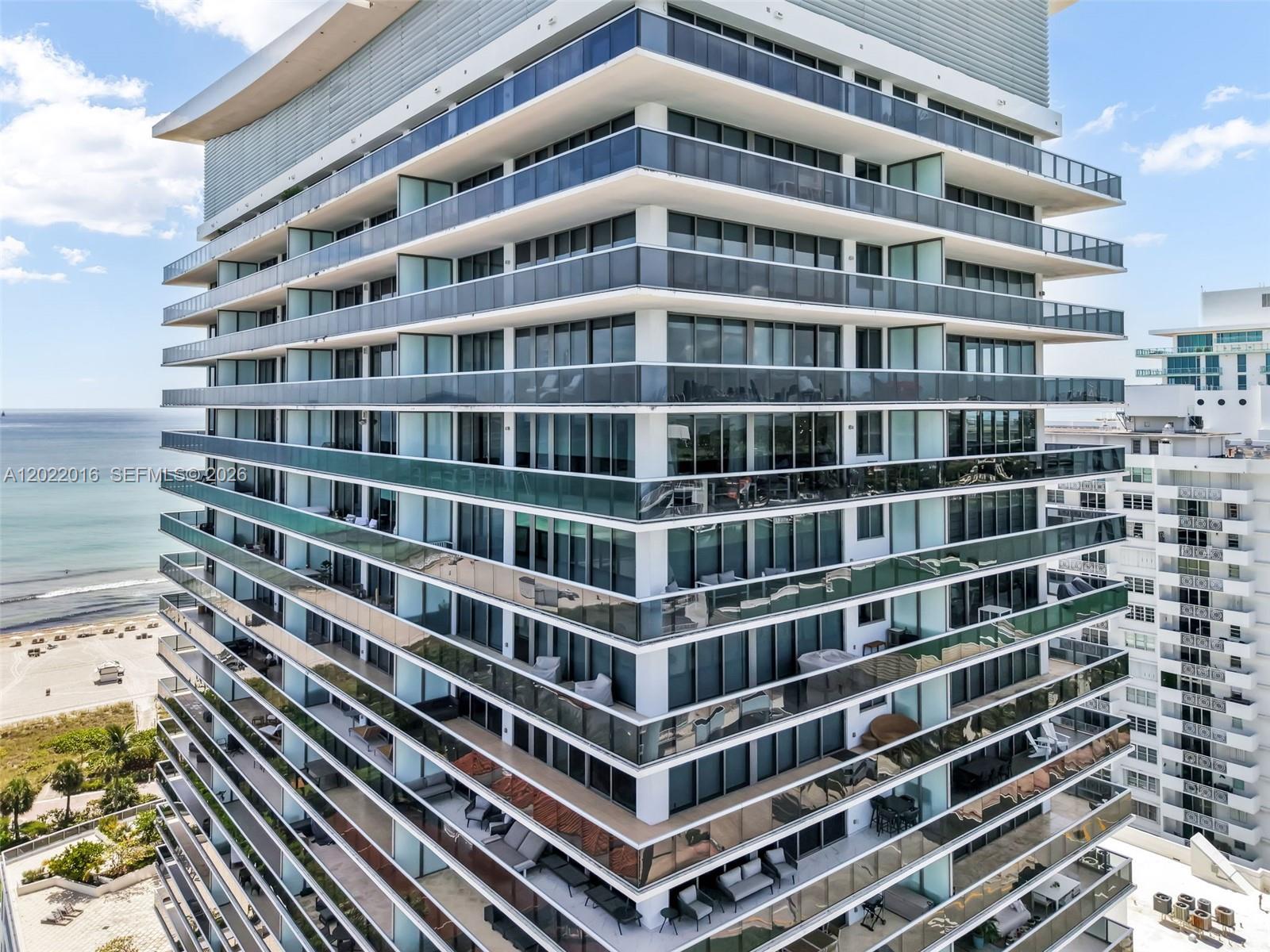 5875 Collins Ave #1807, Miami Beach FL 33140