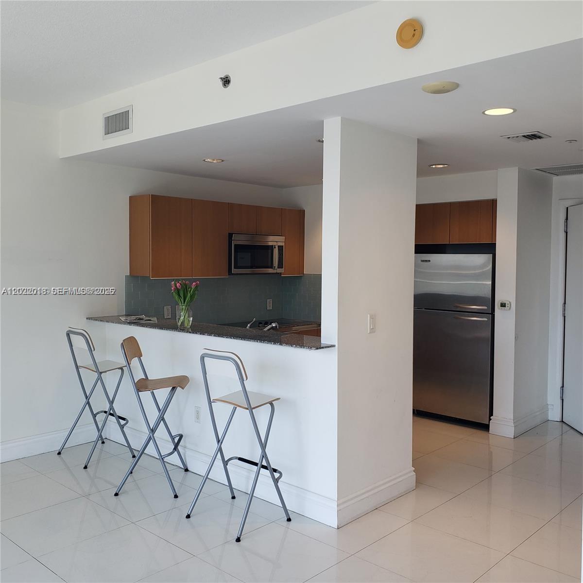 1060 Brickell Ave #2309, Miami FL 33131