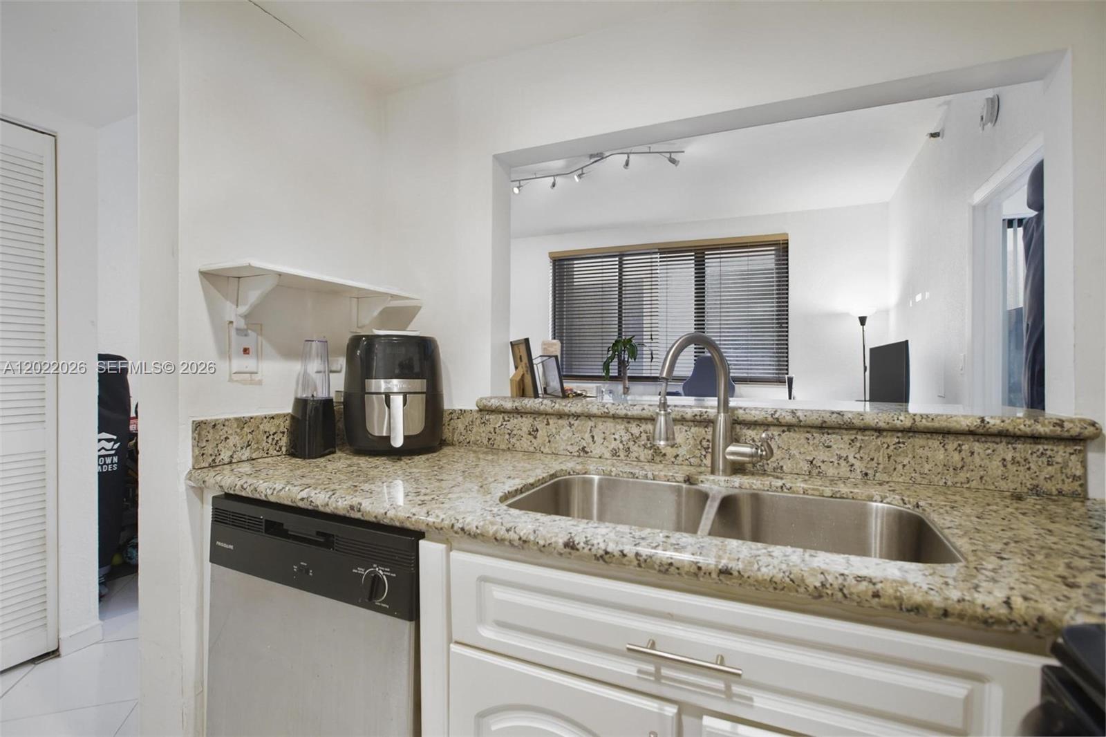 540 Brickell Key Dr #308, Miami FL 33131