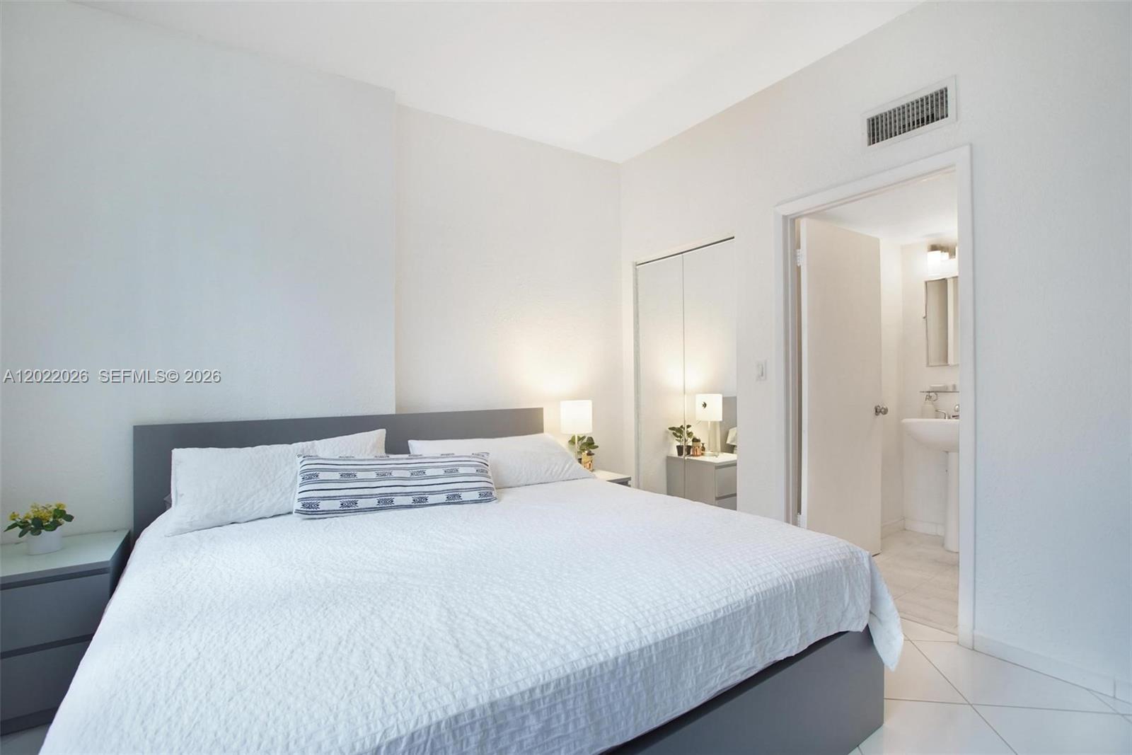 540 Brickell Key Dr #308, Miami FL 33131