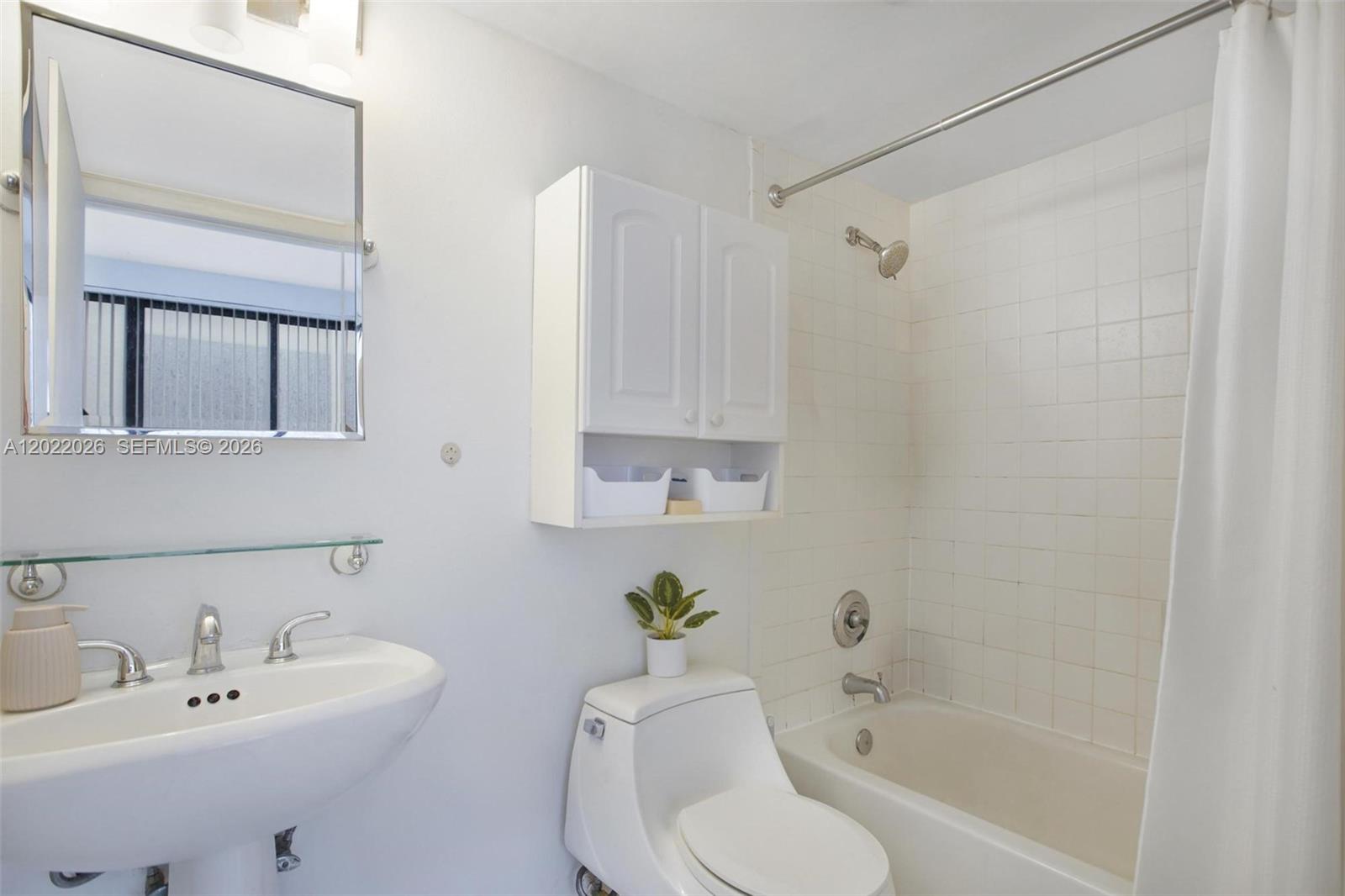 540 Brickell Key Dr #308, Miami FL 33131