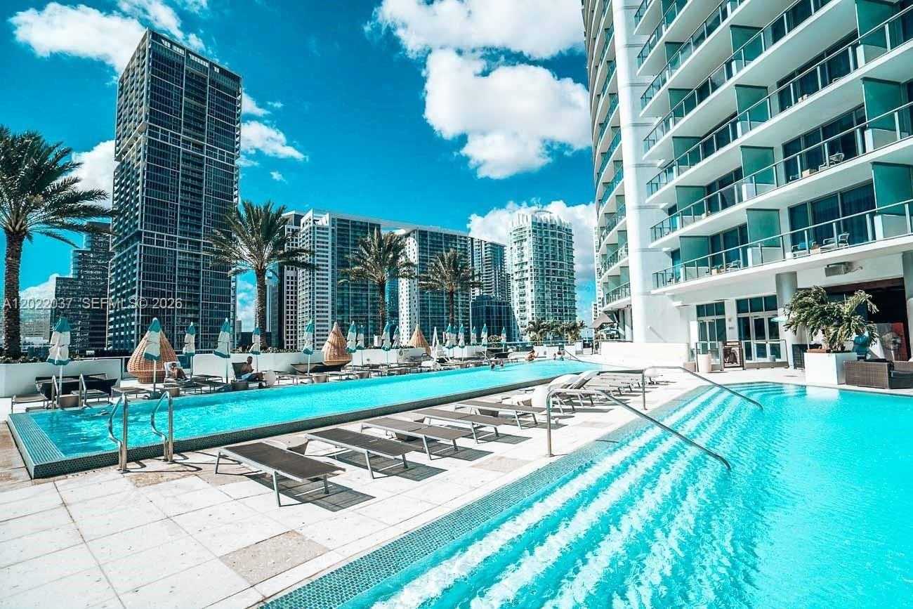 200 Biscayne Boulevard Way #3911, Miami FL 33131