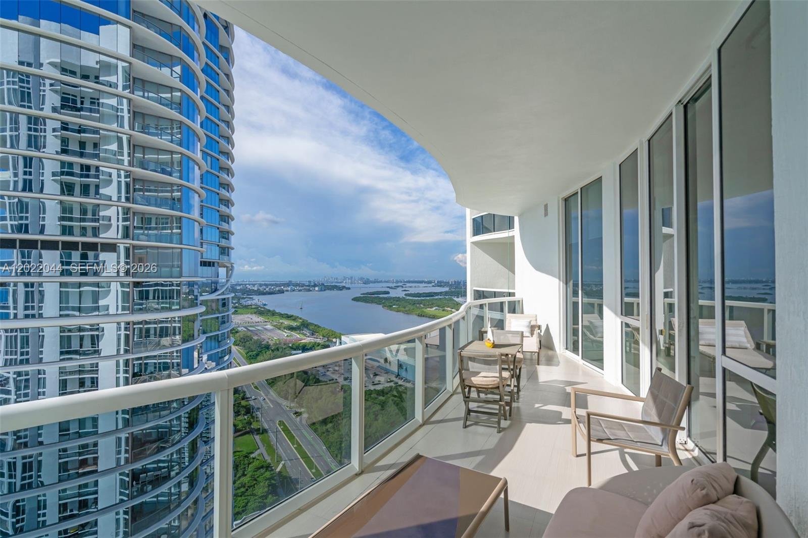15811 Collins Ave #3407, Sunny Isles Beach FL 33160