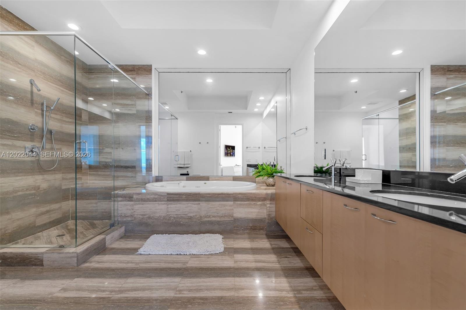 15811 Collins Ave #3407, Sunny Isles Beach FL 33160