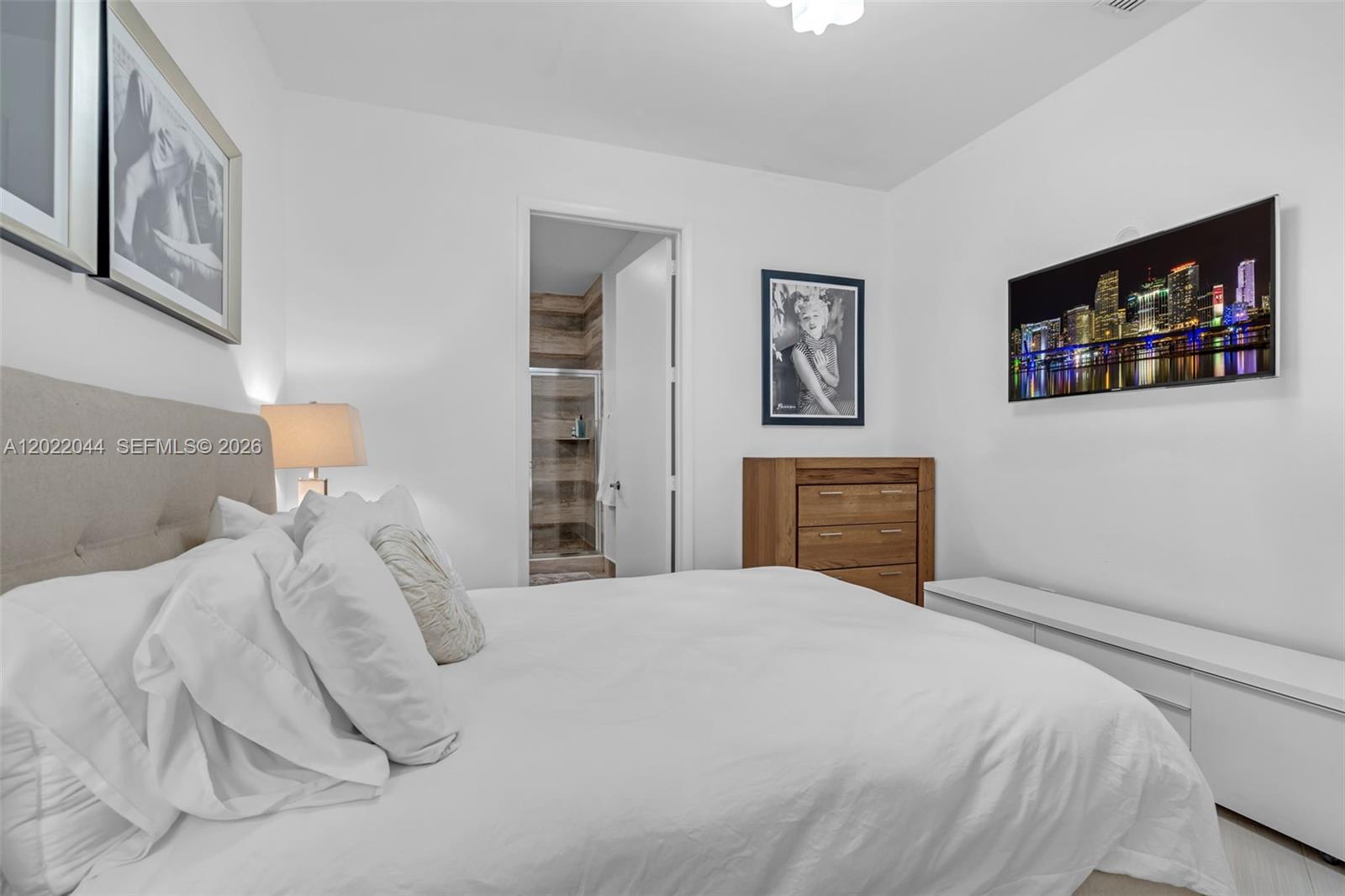 15811 Collins Ave #3407, Sunny Isles Beach FL 33160