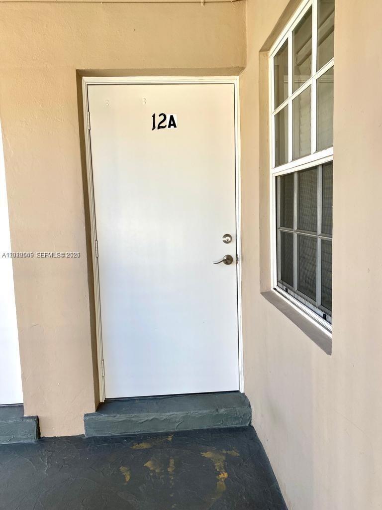 6565 Santona St #B12A, Coral Gables FL 33146