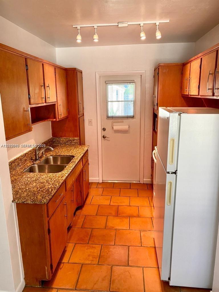 6565 Santona St #B12A, Coral Gables FL 33146