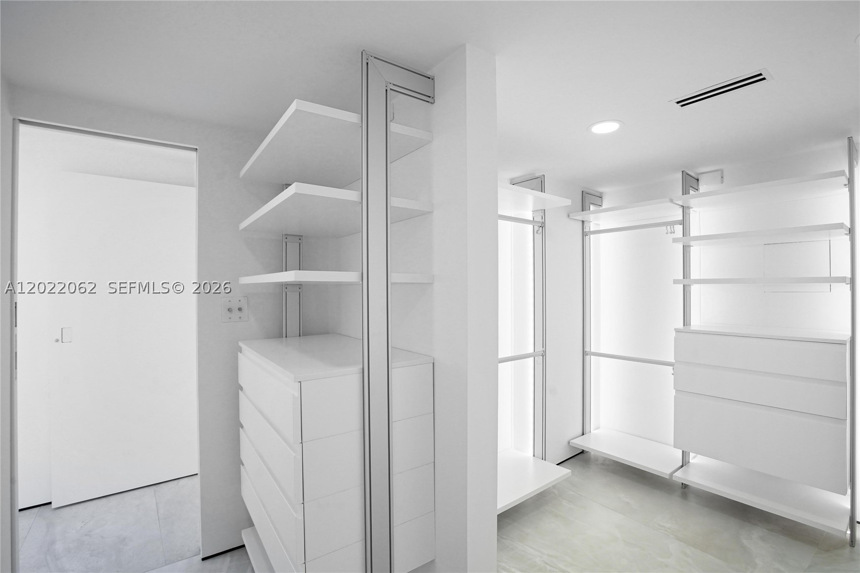 9 Island Ave #T2, Miami Beach FL 33139
