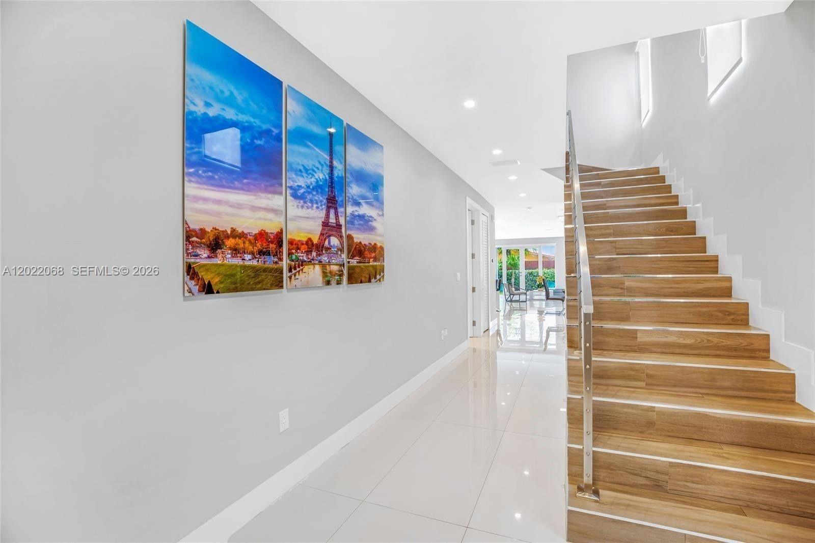 3657 SW 26th St, Miami FL 33133