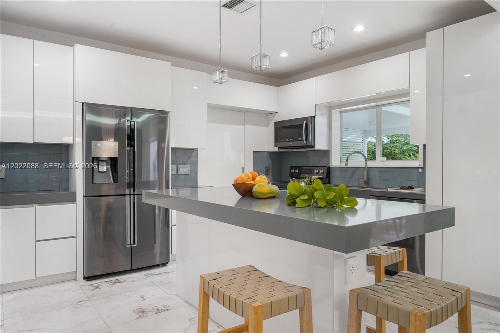 801 NE 76th St, Miami FL 33138