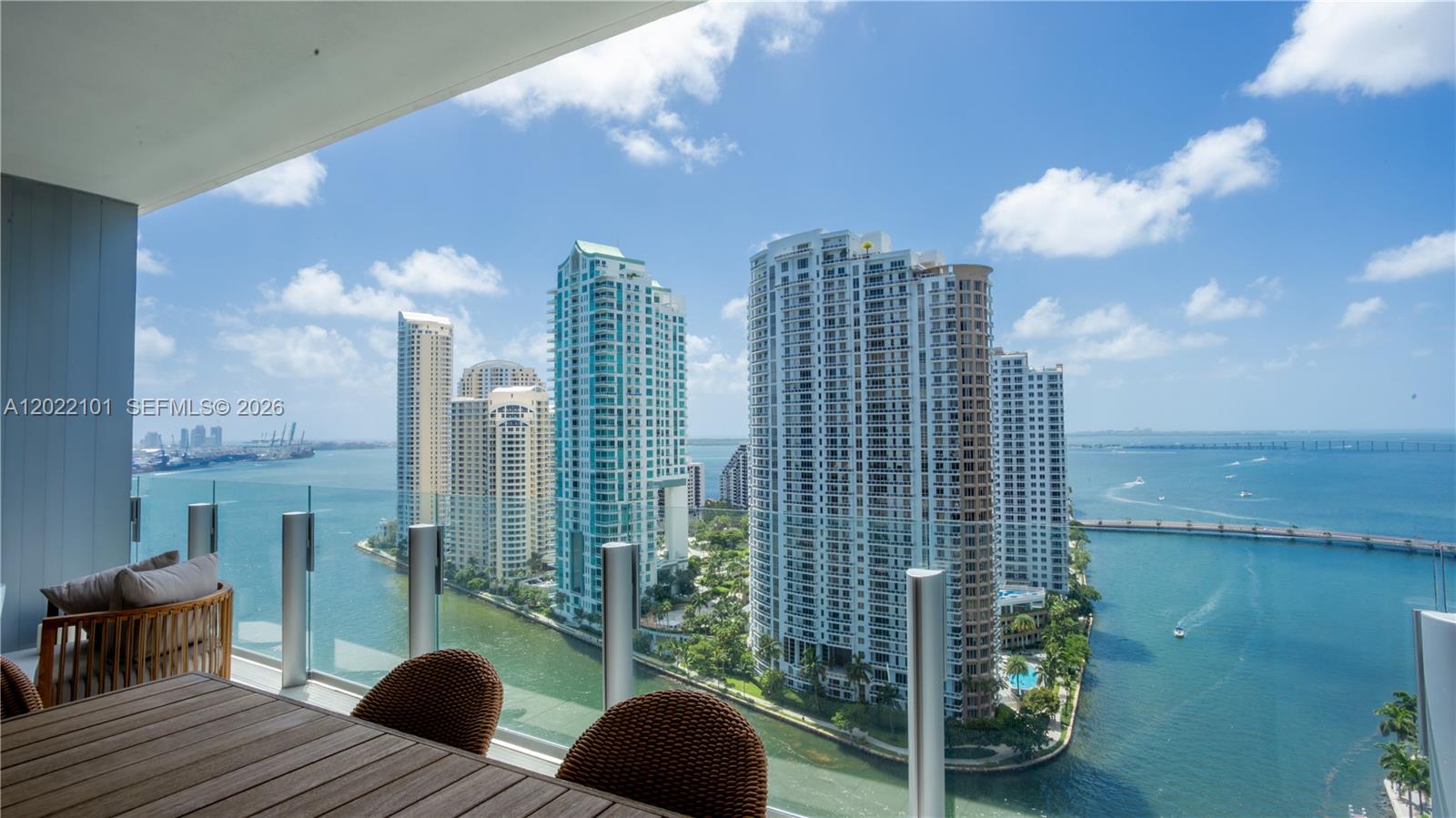 300 Biscayne Boulevard Way #2203C, Miami FL 33131