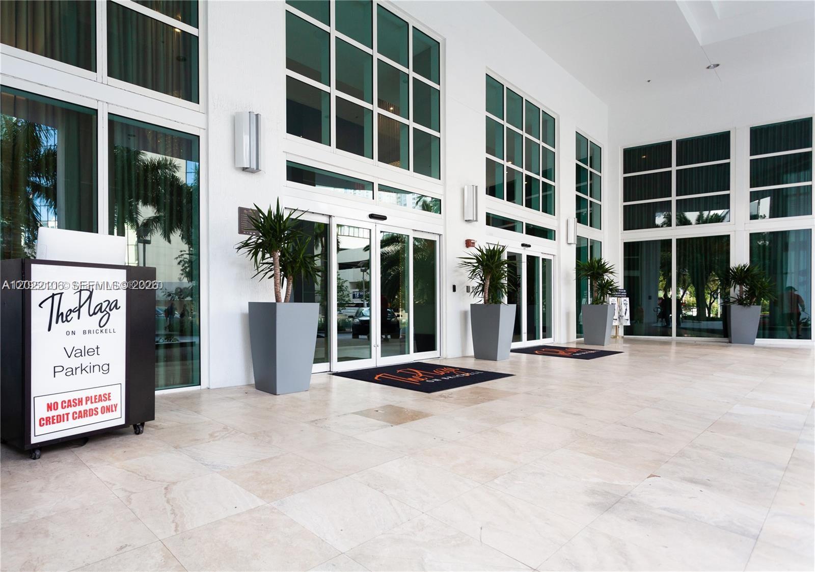 951 Brickell Ave #4009, Miami FL 33131
