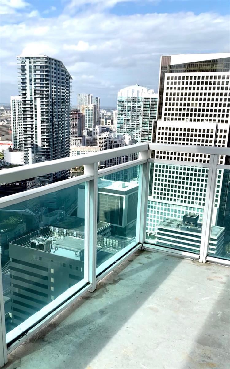 951 Brickell Ave #4009, Miami FL 33131