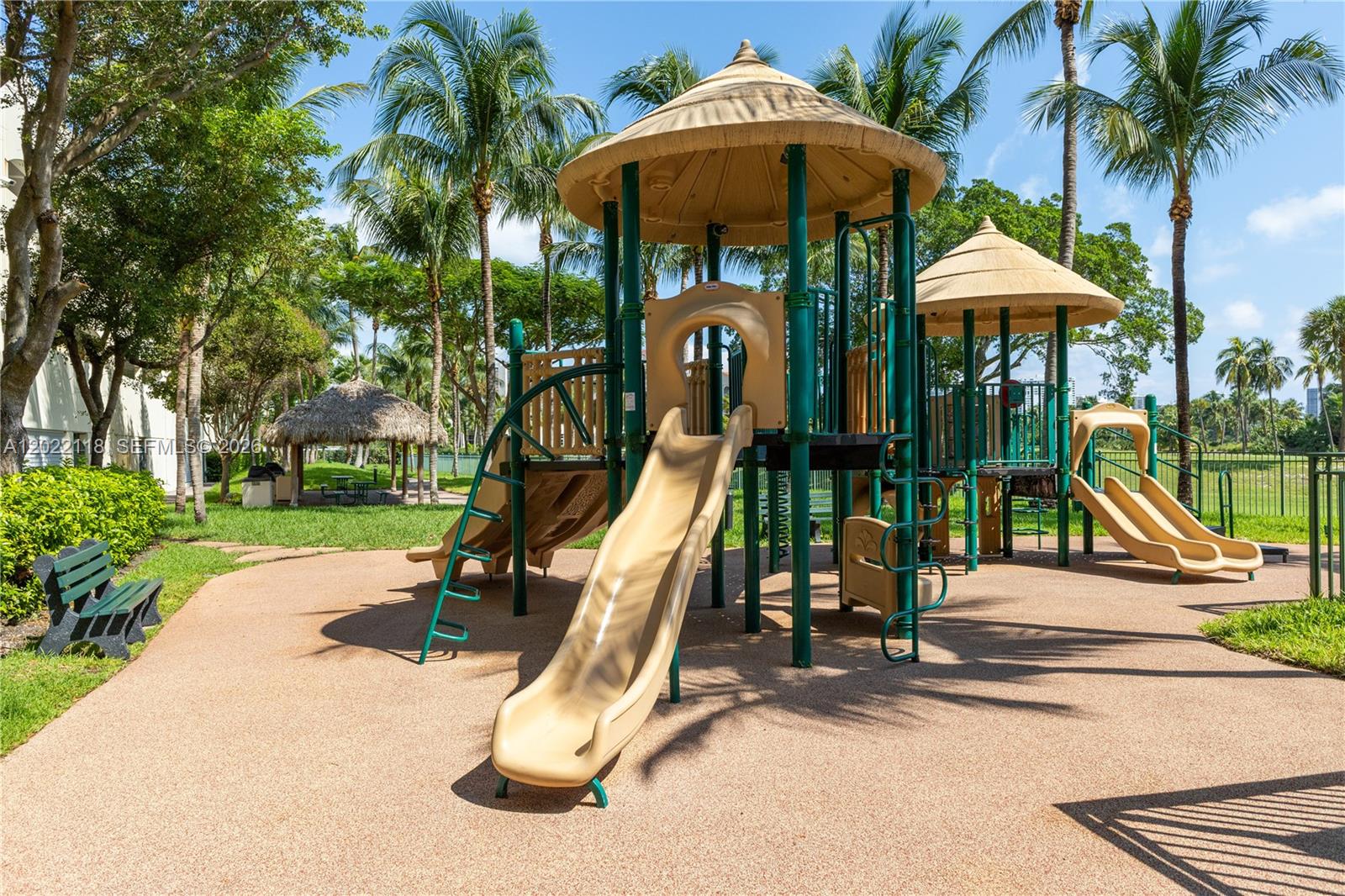 19501 W Country Club Dr #515, Aventura FL 33180