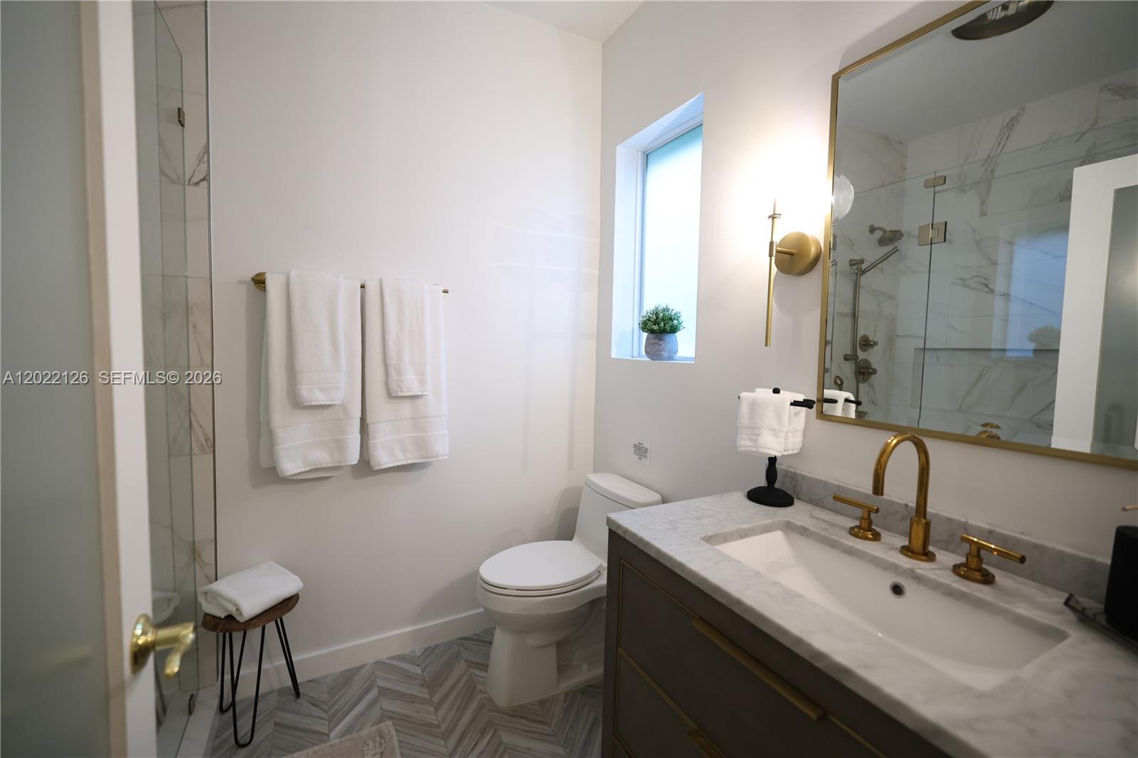 2338 SW 11th St #2338, Miami FL 33135