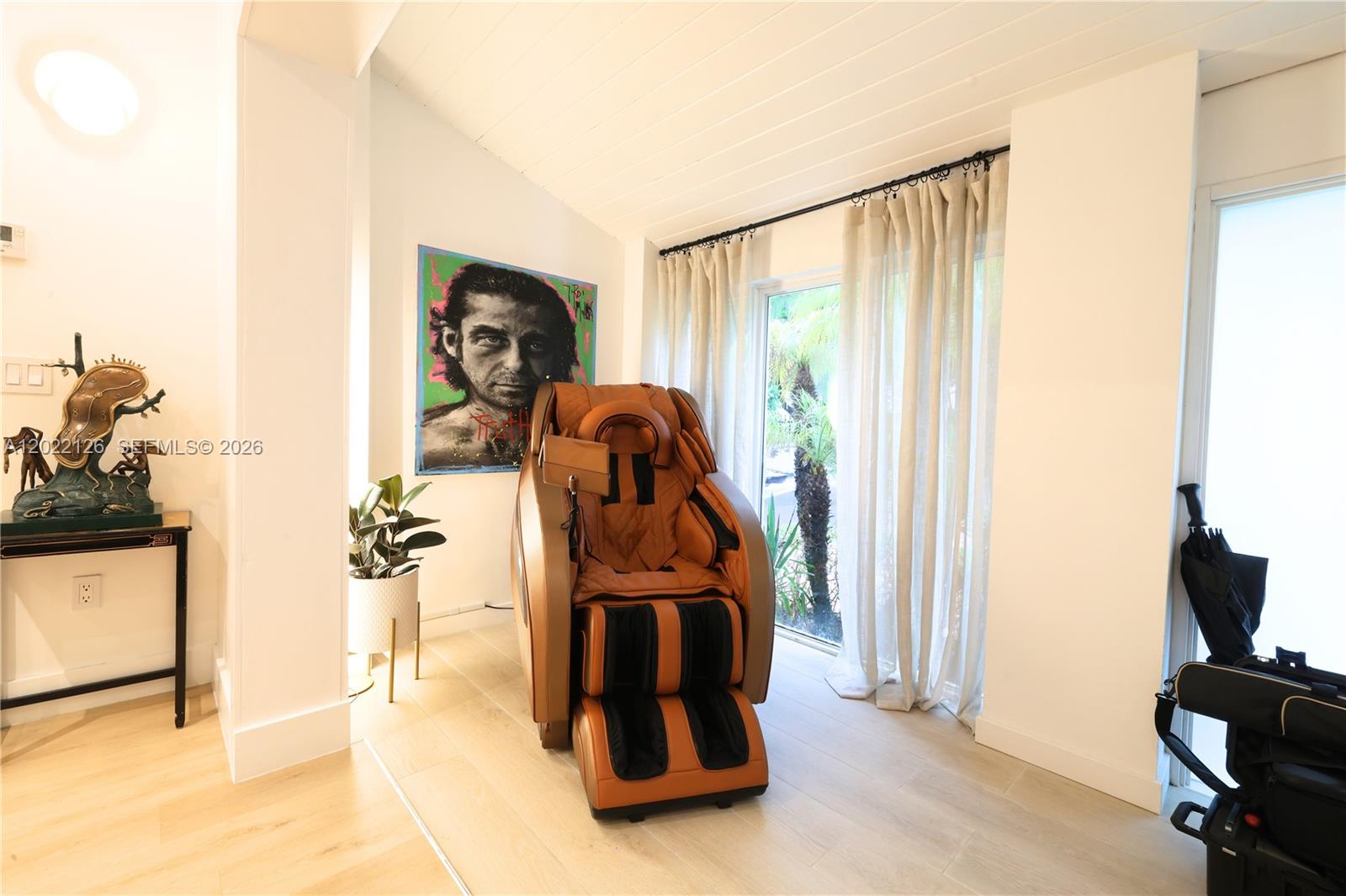 2338 SW 11th St #2338, Miami FL 33135