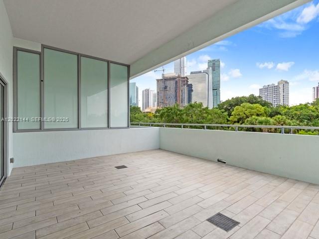 1600 SW 1 Ave #305, Miami FL 33129