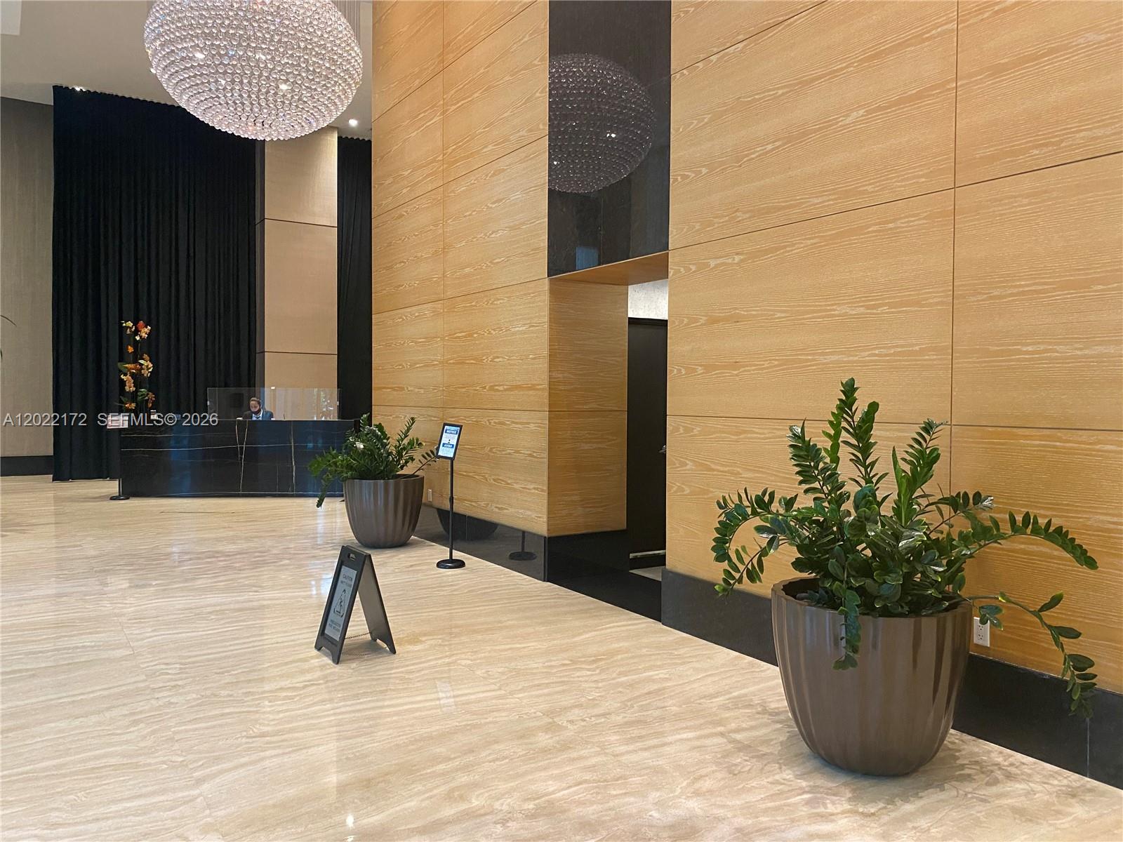 950 Brickell Bay Dr #2206, Miami FL 33131