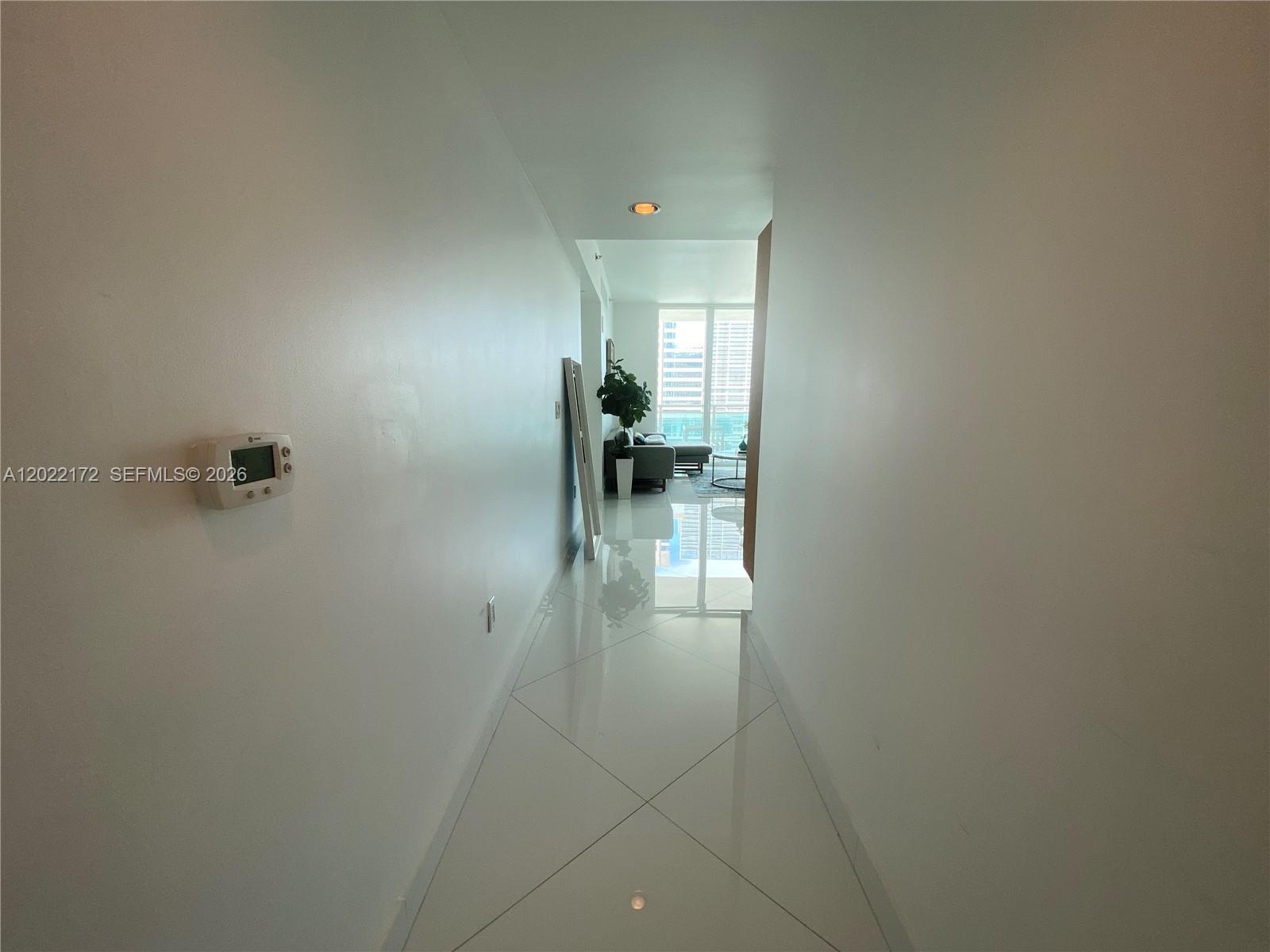 950 Brickell Bay Dr #2206, Miami FL 33131