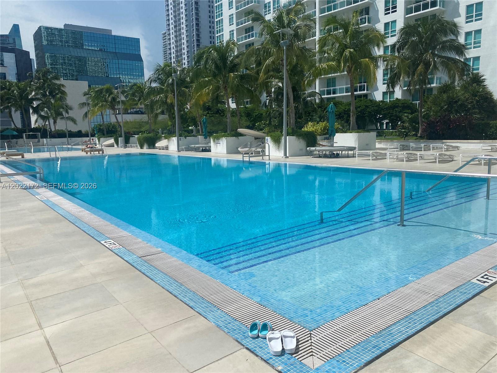 950 Brickell Bay Dr #2206, Miami FL 33131