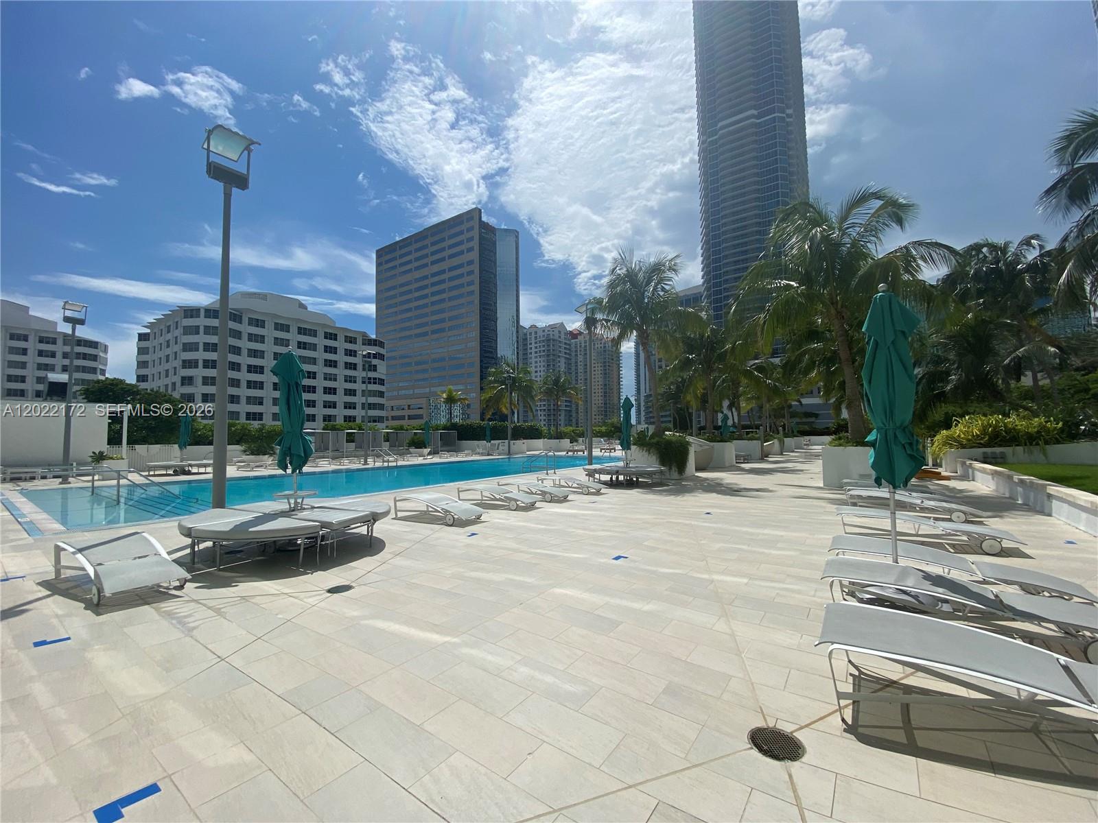 950 Brickell Bay Dr #2206, Miami FL 33131