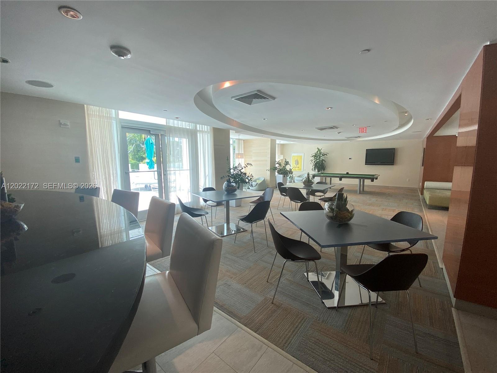 950 Brickell Bay Dr #2206, Miami FL 33131