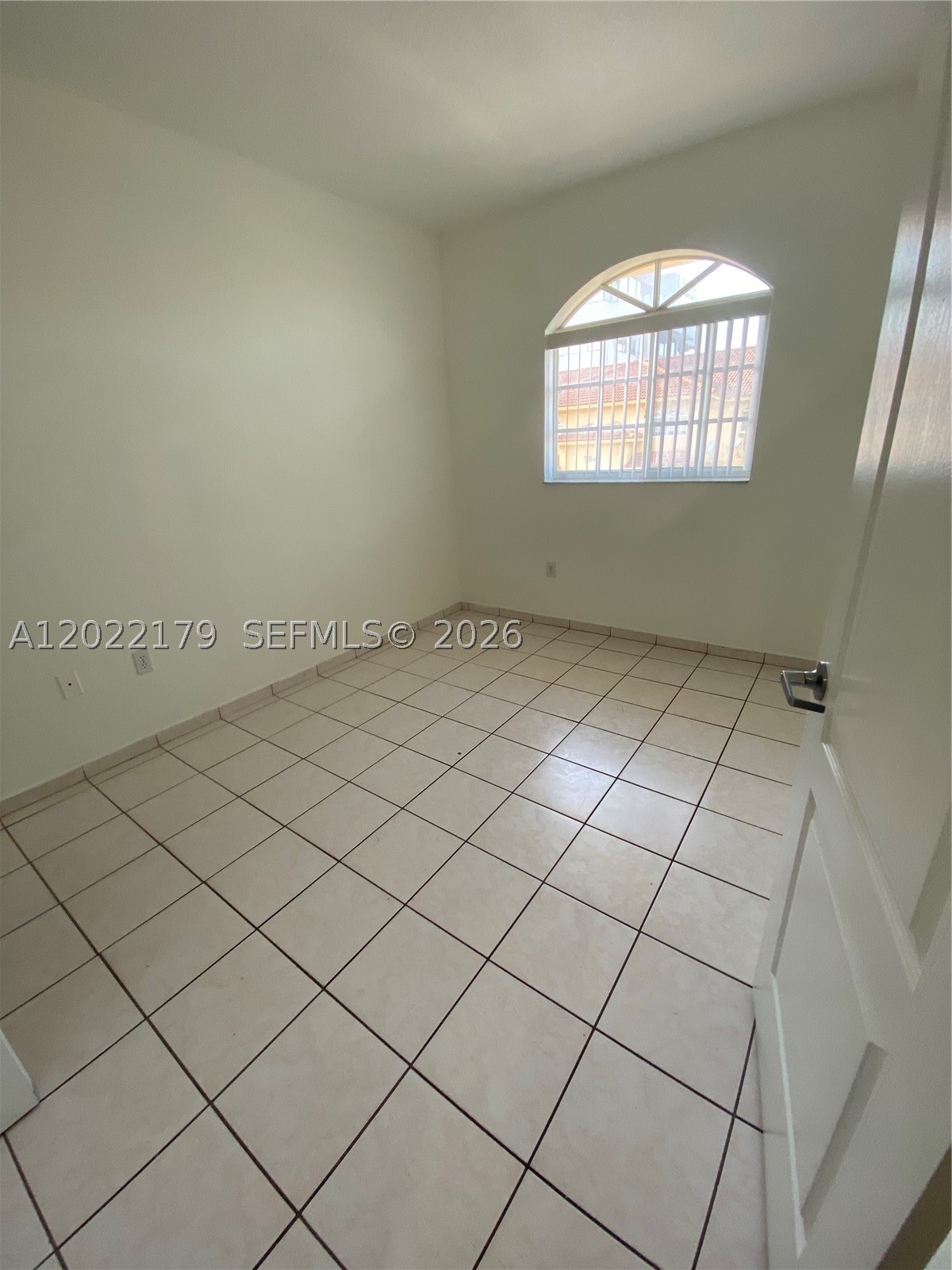 7500 W 20th Ave #202, Hialeah FL 33016
