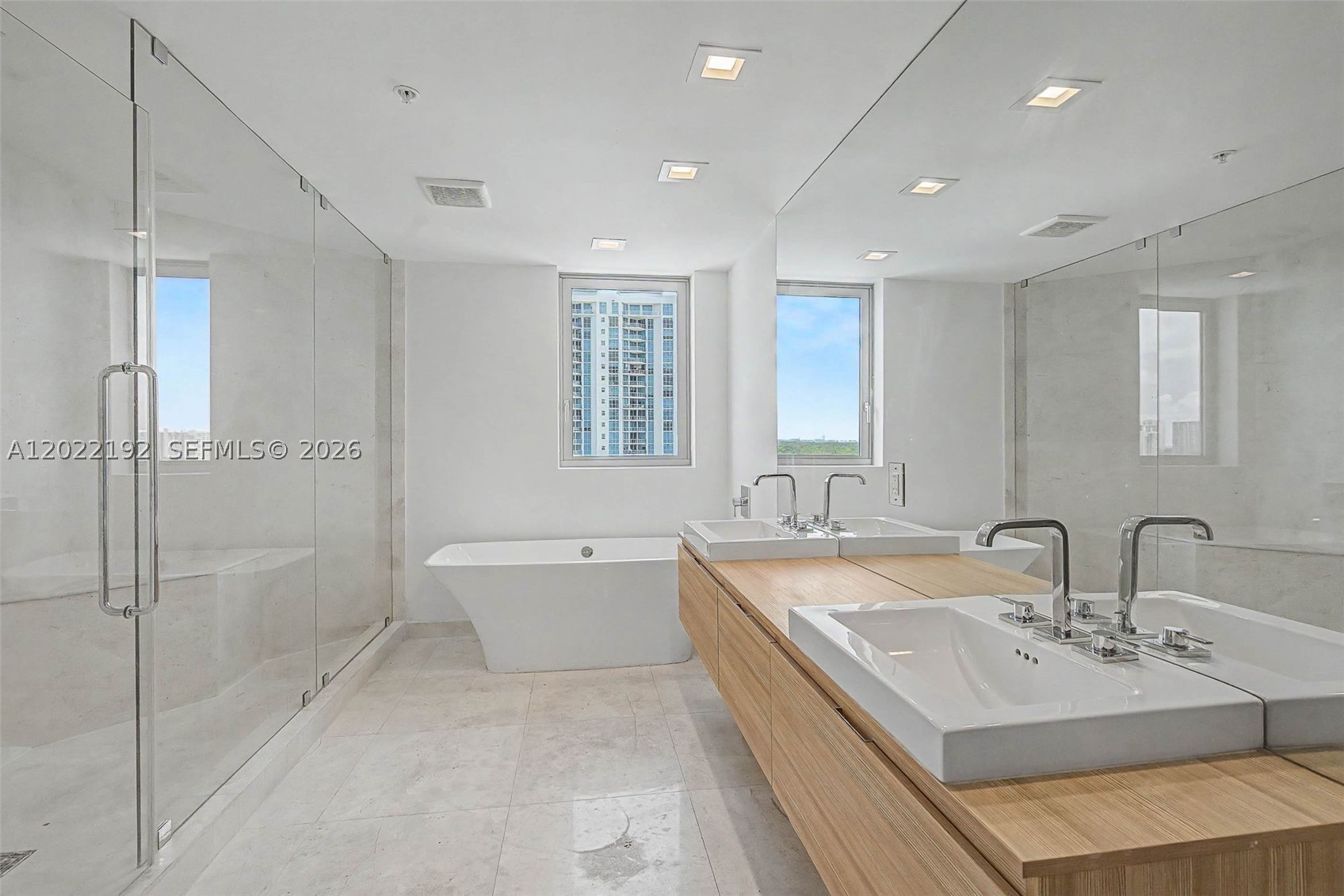 17111 Biscayne Blvd #1405/07, North Miami Beach FL 33160