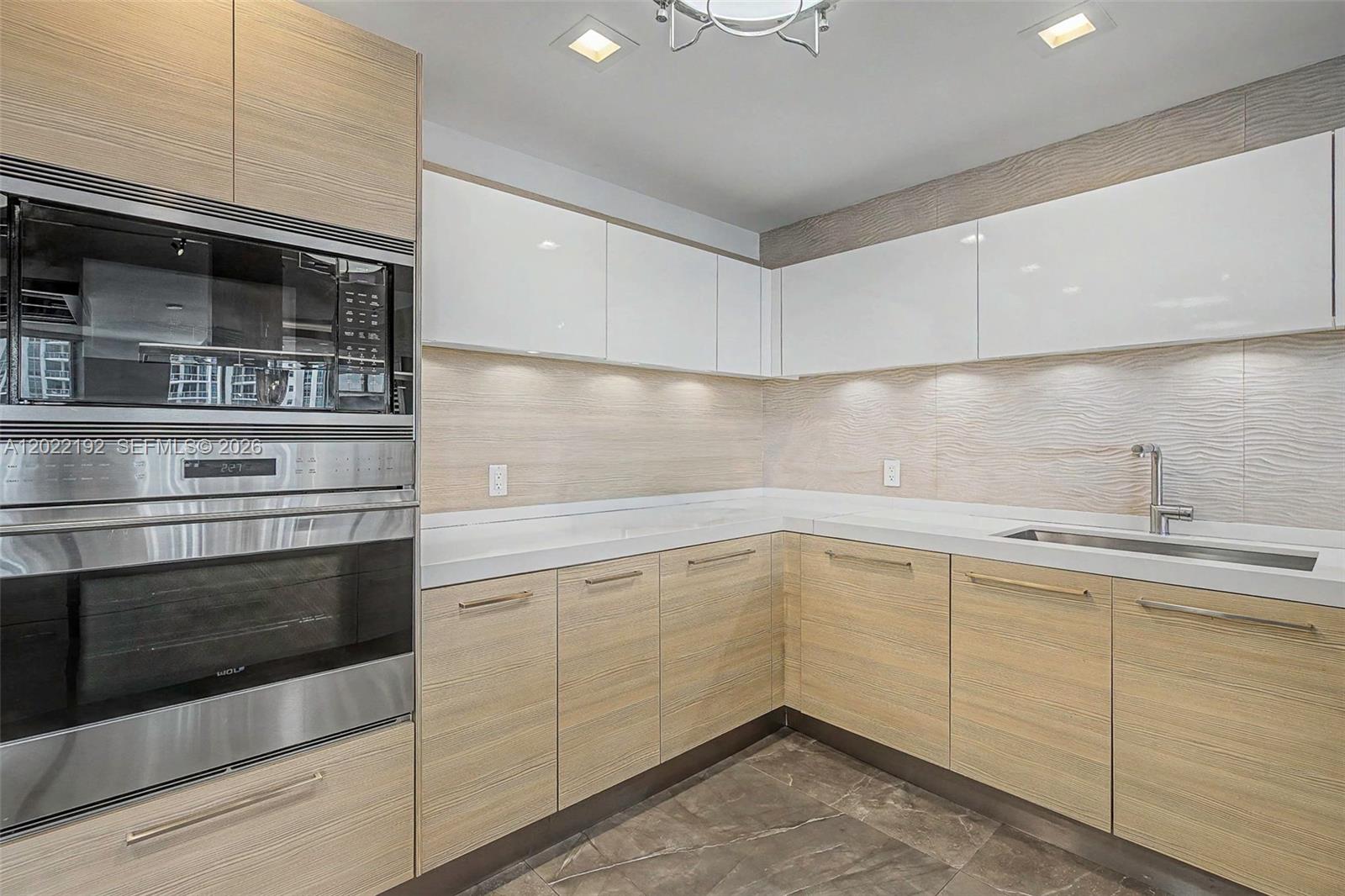 17111 Biscayne Blvd #1405/07, North Miami Beach FL 33160