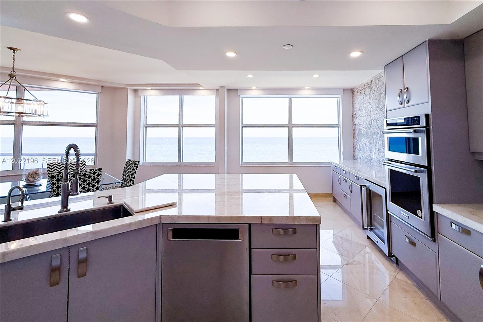 2100 N Ocean Blvd #19B, Fort Lauderdale FL 33305