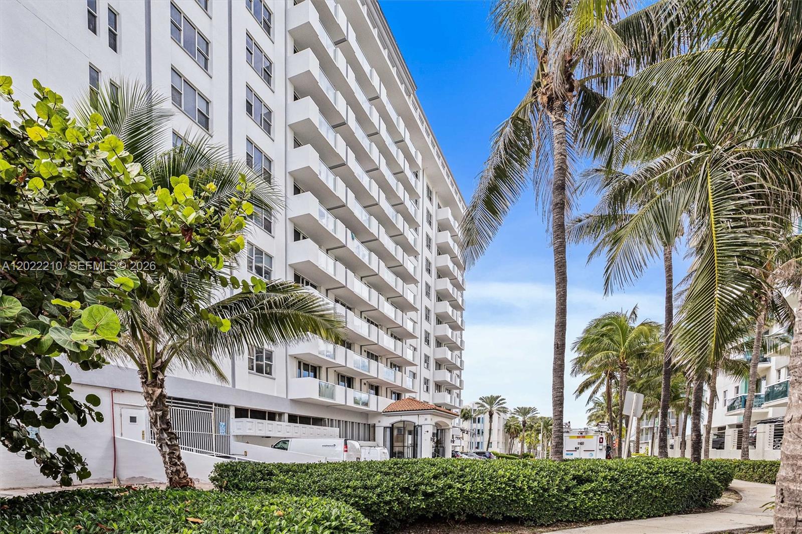 9195 NE Collins Ave #1104, Surfside FL 33154