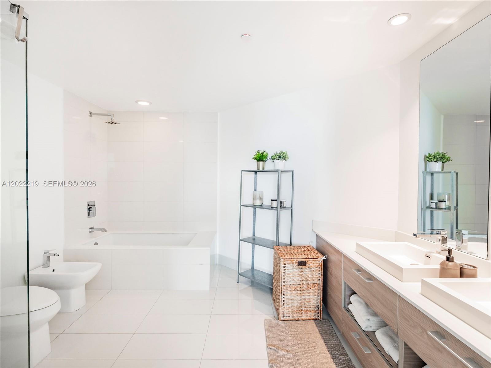 1300 S Miami Ave #2901, Miami FL 33130