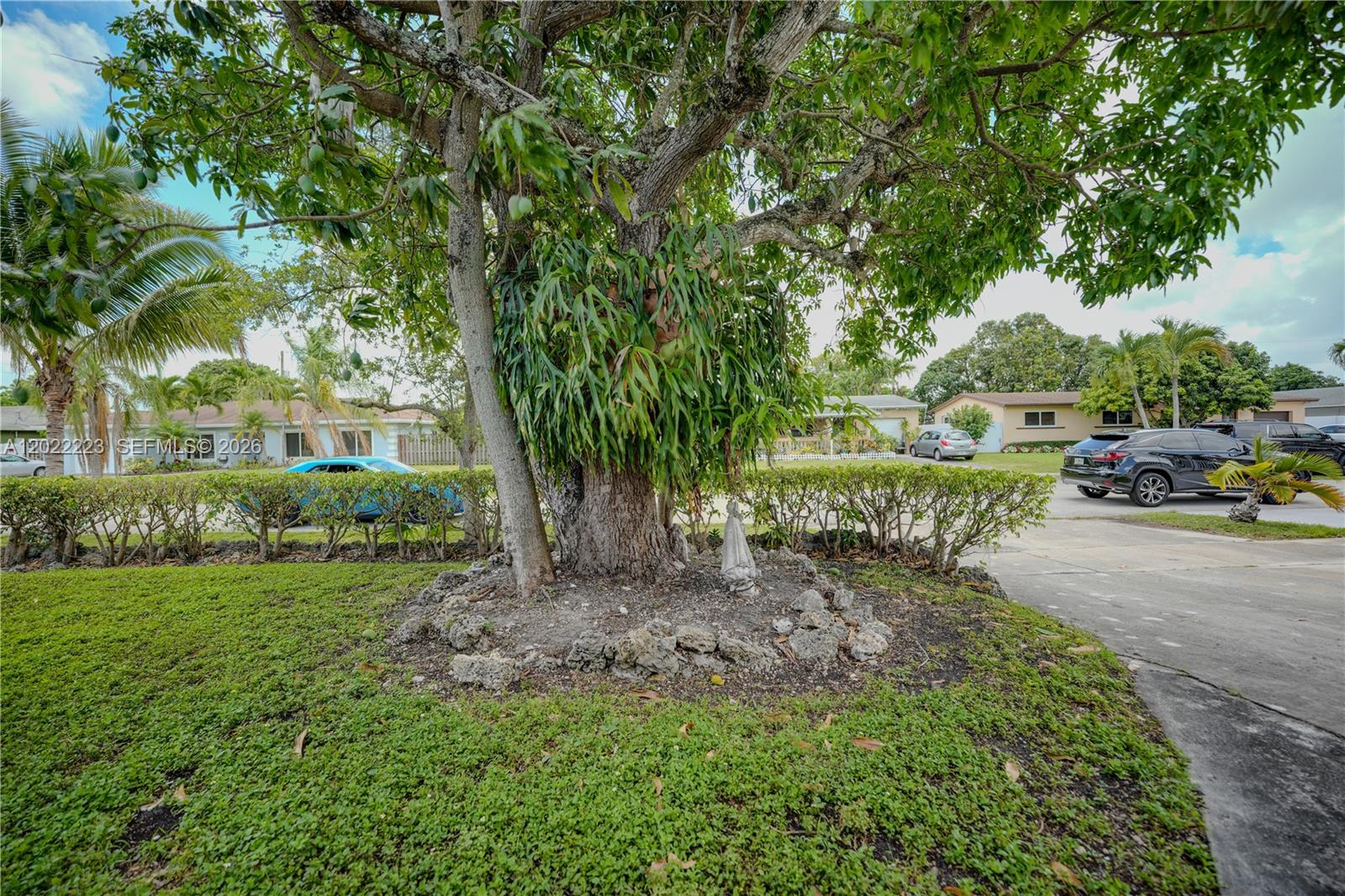 9921 SW 165th Ter, Miami FL 33157